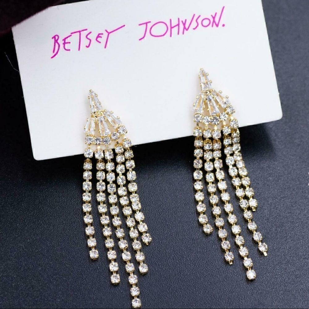 NWT Adorable BJ Earrings 